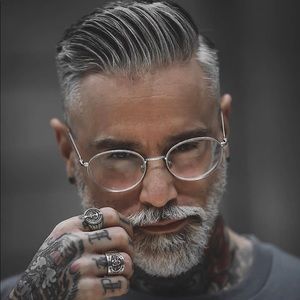 Meet your Posher, James